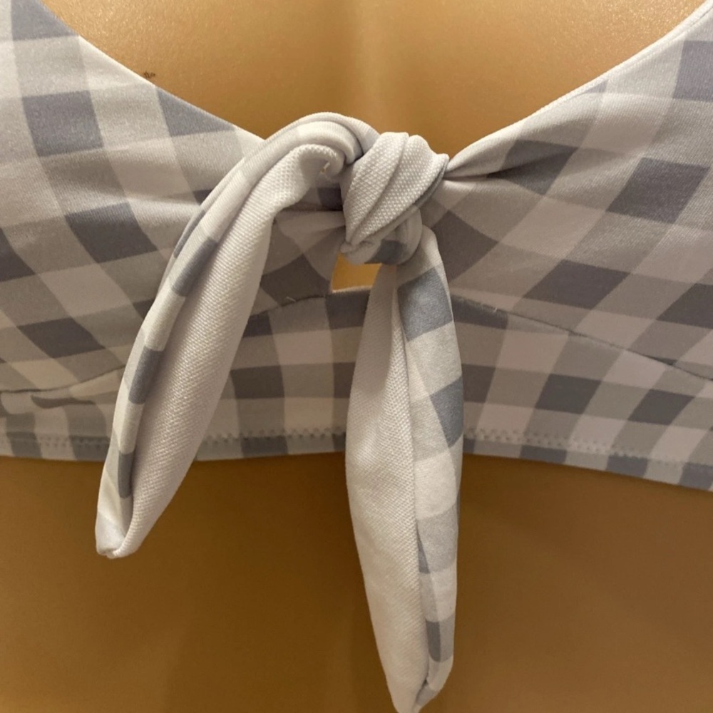 Zaful Grey and White Gingham Brazilian Bikini Set - Picture 4 of 15